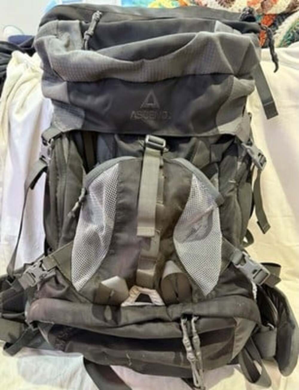 Ascend Trail Pack MS3300 Backpack Black And Grey